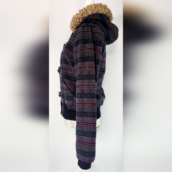 Roxy faux fur sweater style hooded surf duffle jacket/ coat - Picture 3 of 13